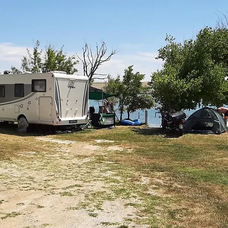 Camp Pere Hotel Pag Town Buitenkant foto