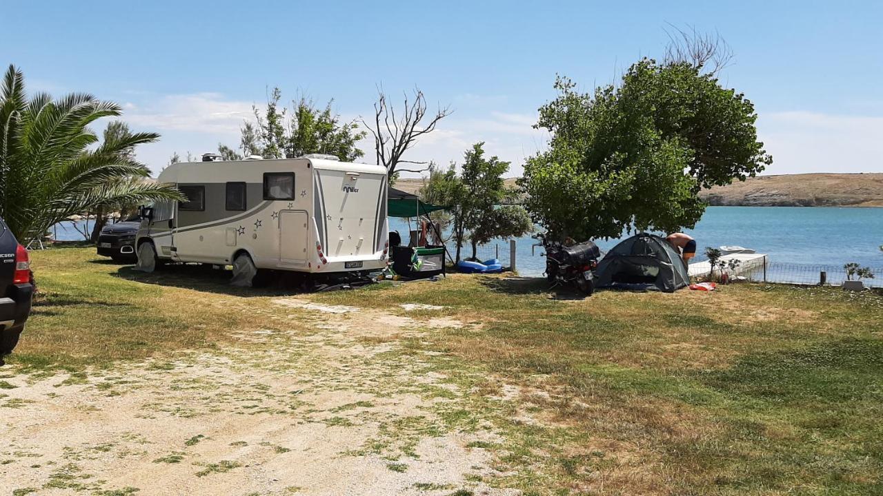Camp Pere Kemping *